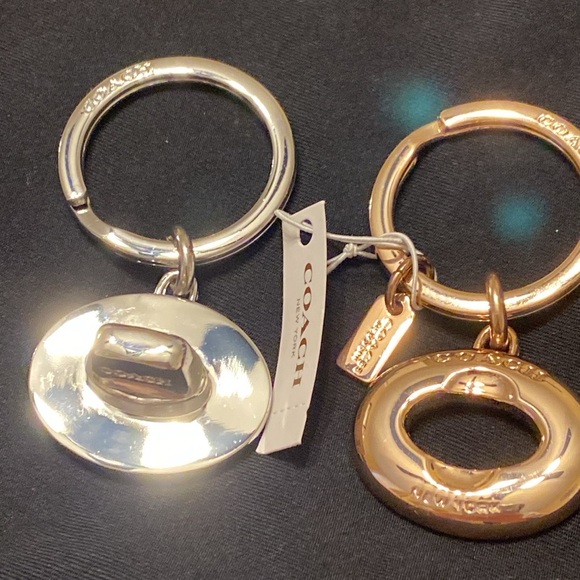 NWT Coach Valet Keychain - Picture 3 of 8